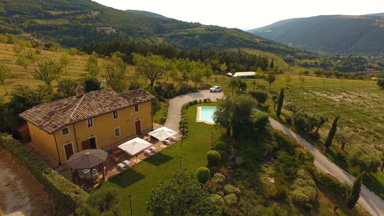 Al Castello Villa San Severino Marche Exterior photo