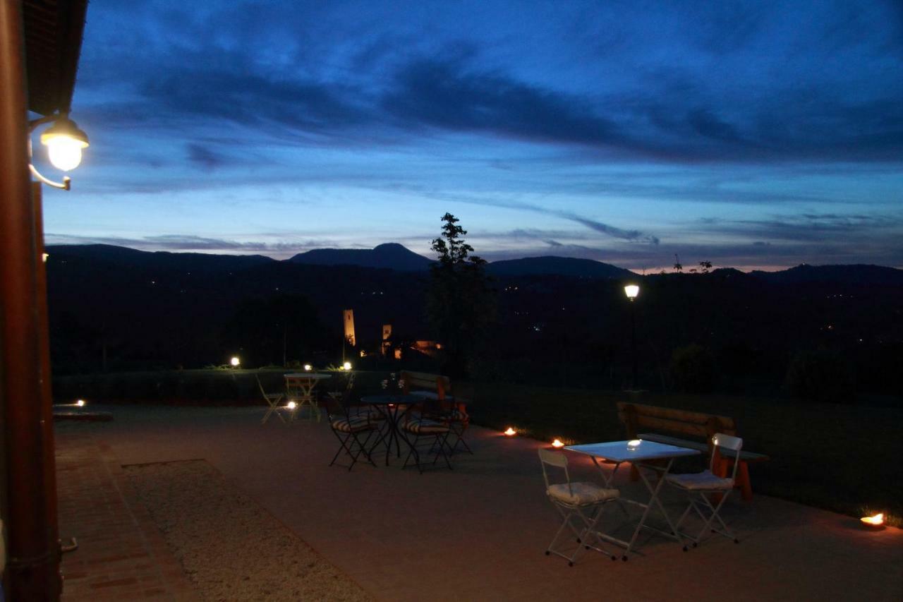 Al Castello Villa San Severino Marche Exterior photo