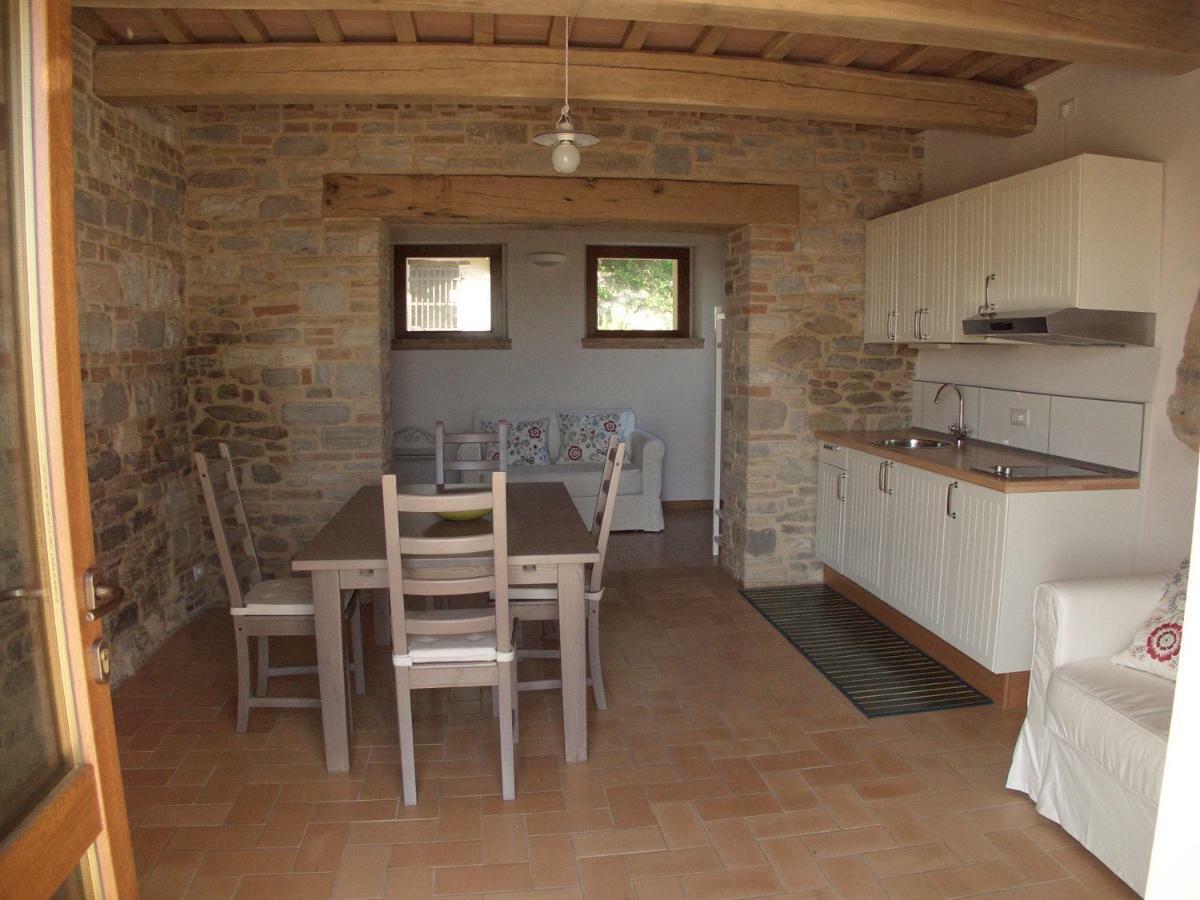 Al Castello Villa San Severino Marche Exterior photo